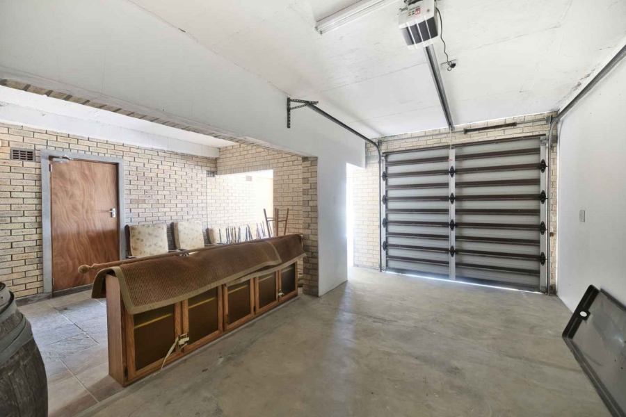 4 Bedroom Property for Sale in Pearly Beach Western Cape